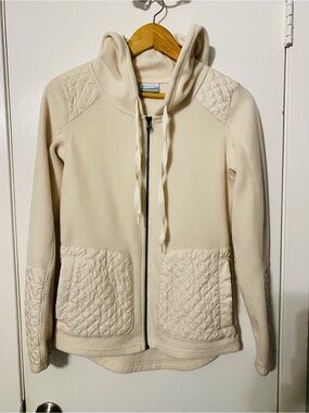Columbia Cream Quilted Pocket Hooded Zip Jacket